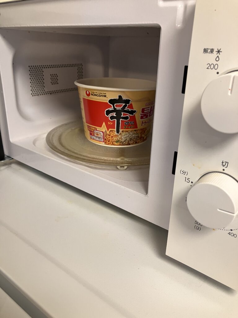 Preparing cup ramen in the microwave